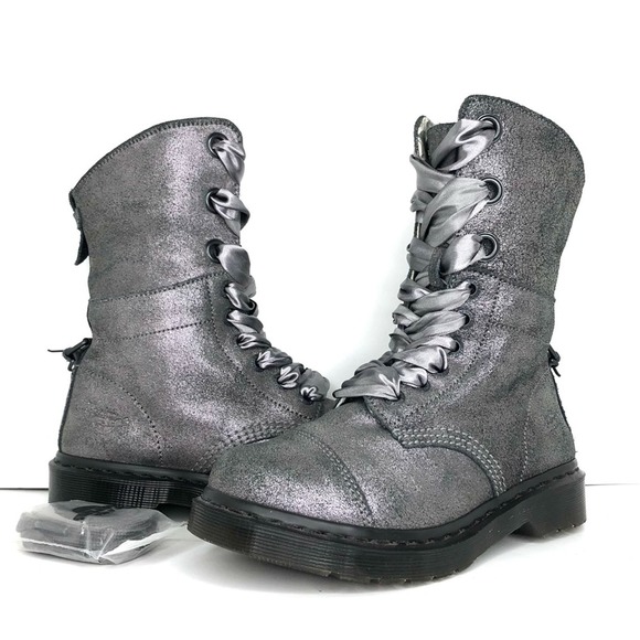 Dr. Martens Shoes - Dr Martens Triumph Aimilie Foldable Hiker Combat Lace Up Boots Women’s 7 Shoes
